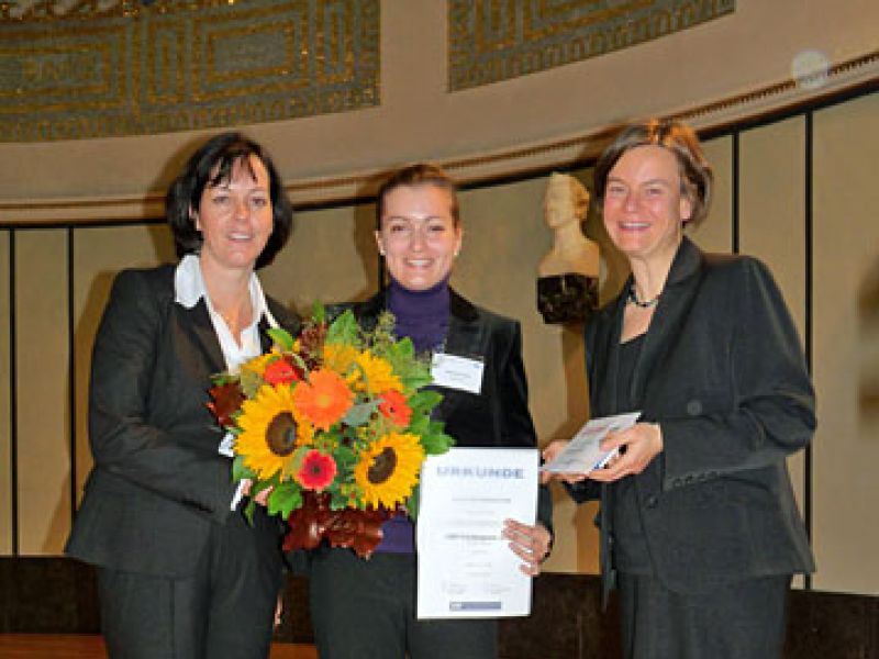 Gruppenbild mit der GNP-Förderpreisträgerin 2009